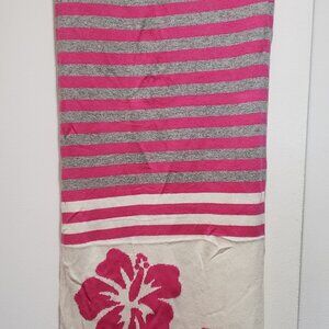Tommy Bahamas winter scarf with decorative motif